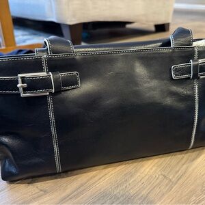 Kenneth Cole purse with bonus new purse